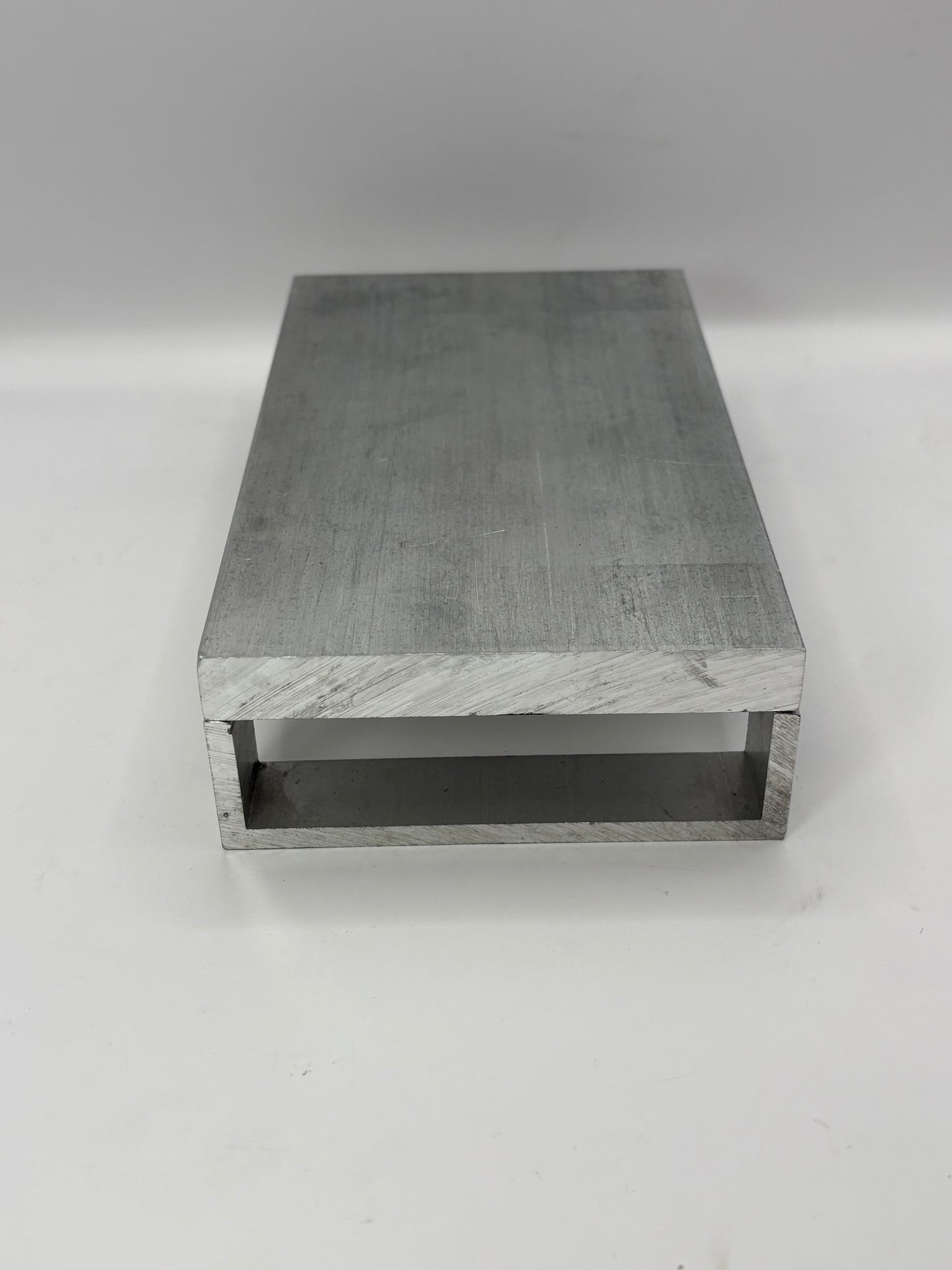 4” wide aluminum bench