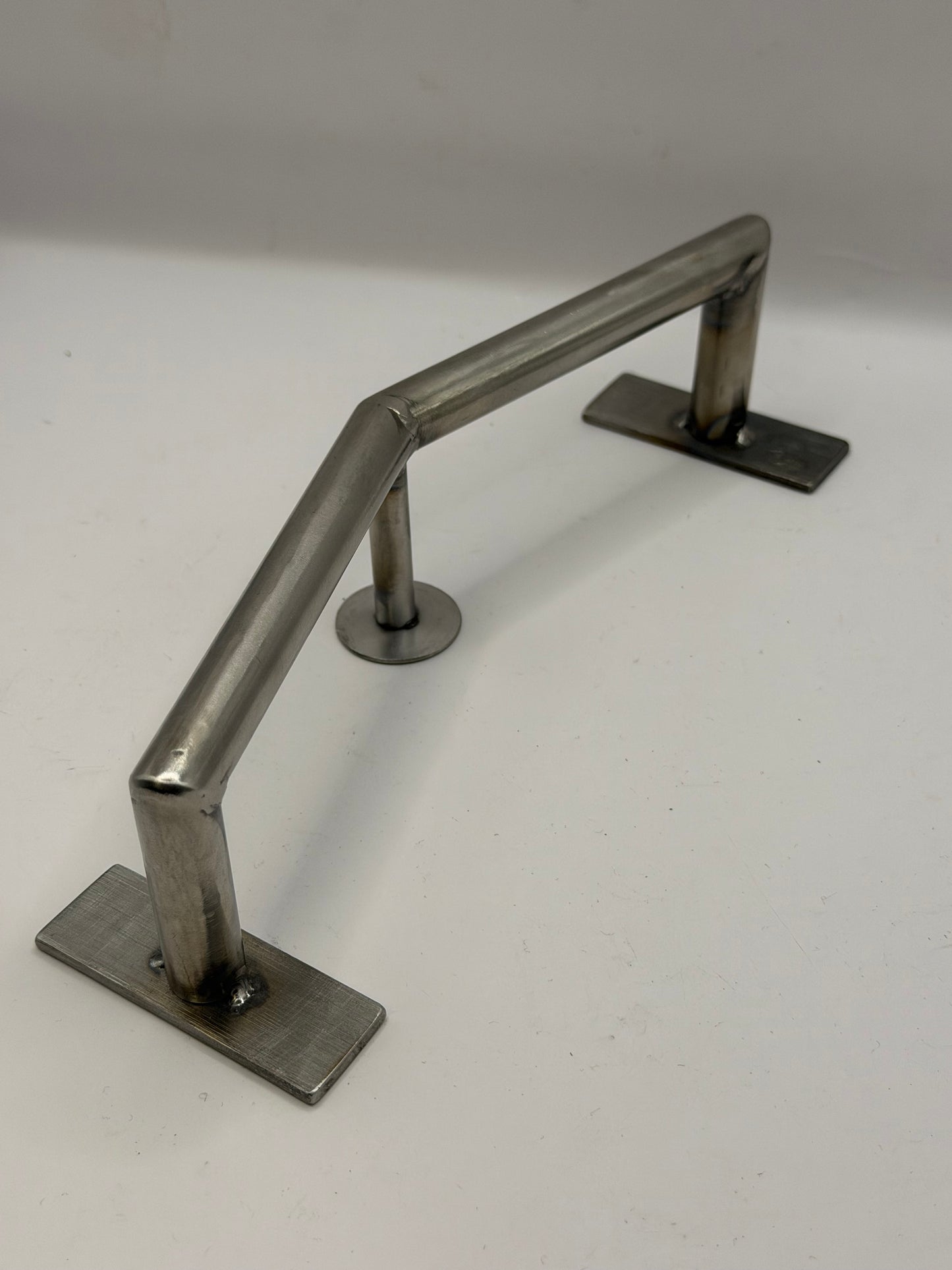 Stain less kink Rail
