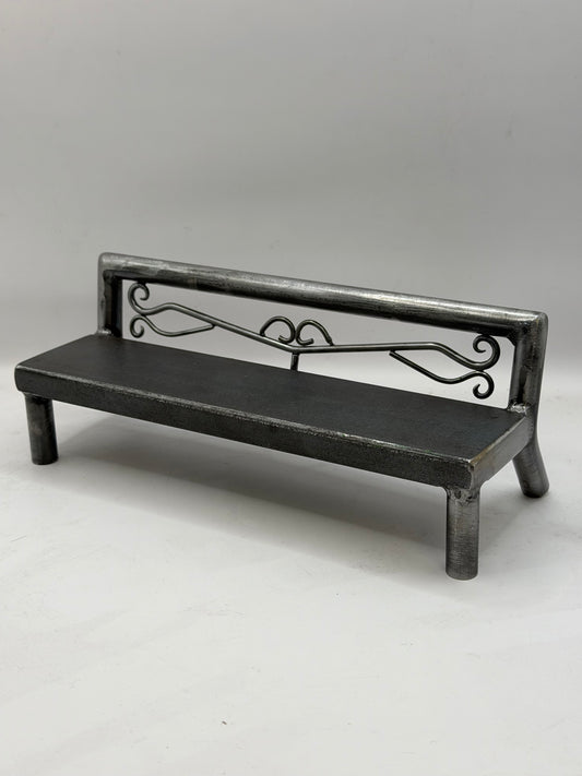 Scrolled Mirror pattern Bench 1 of 1