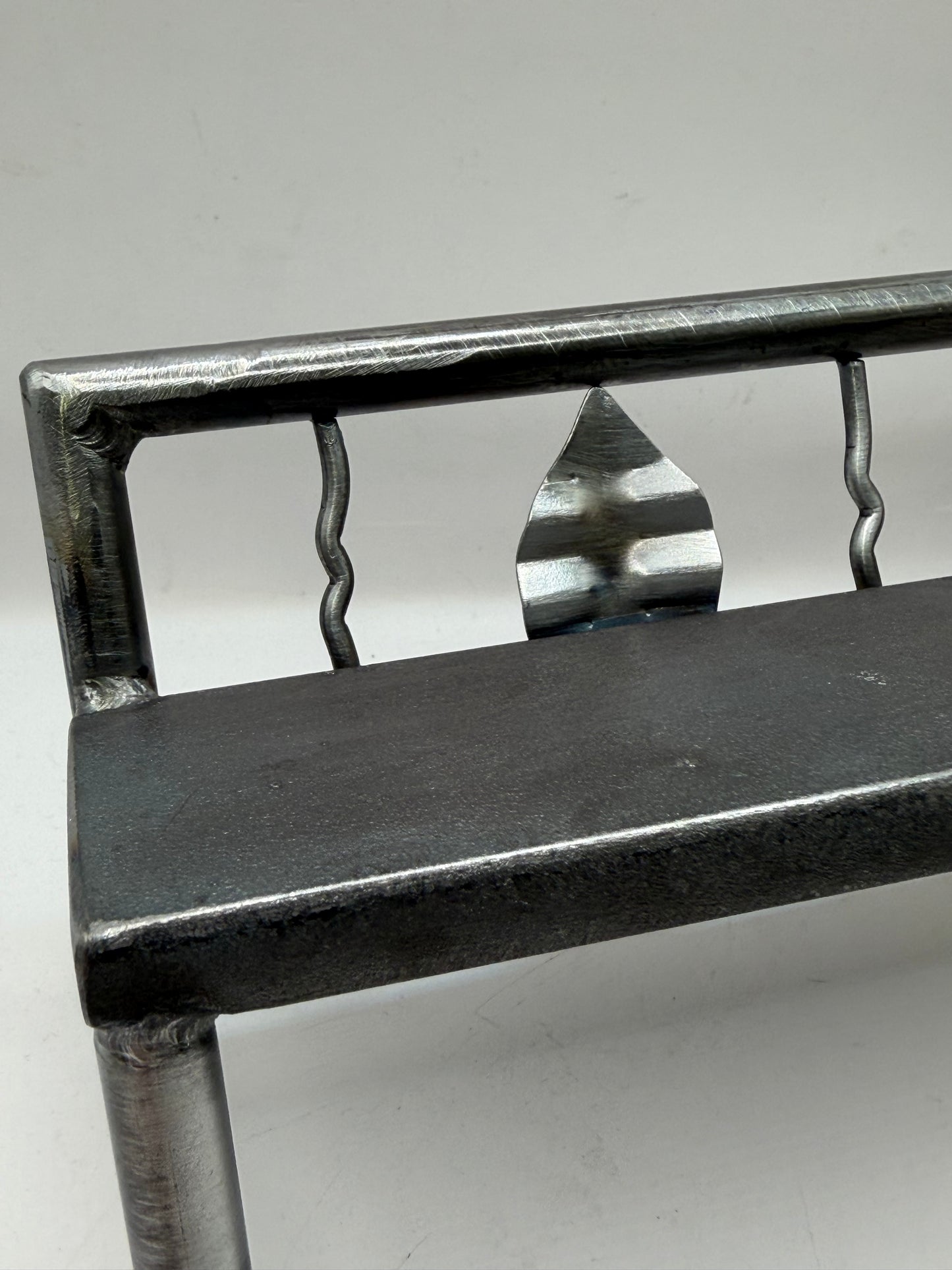 Leaf Bench 1 of 1