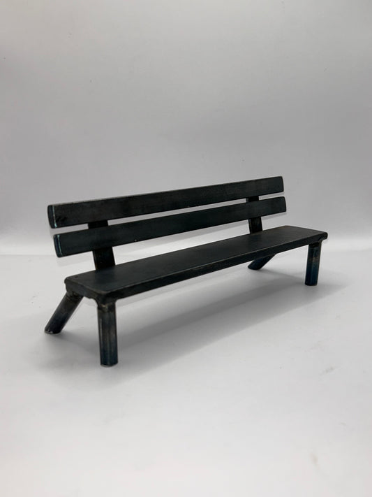 Picnic bench