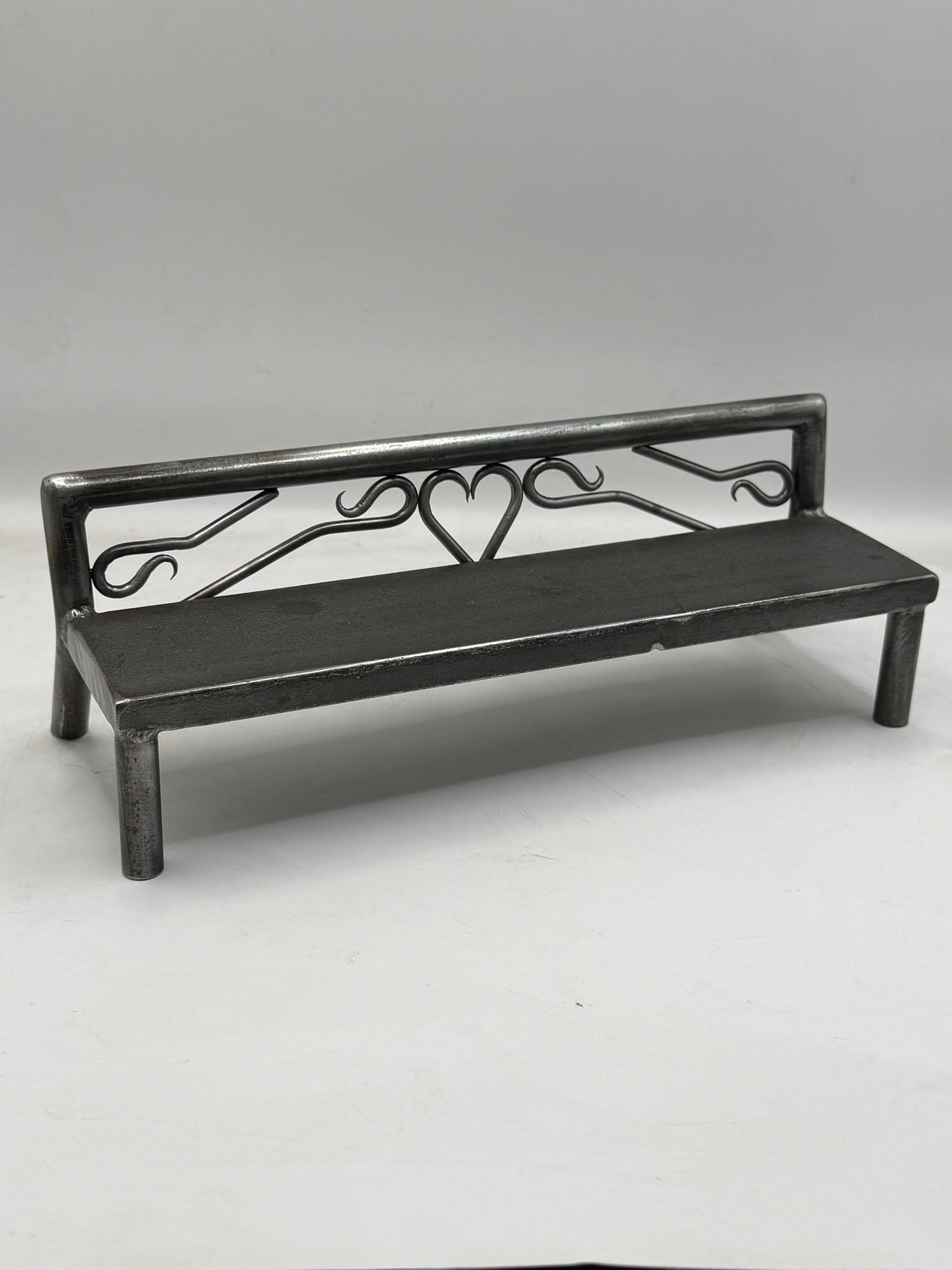 Heart scrolled bench 1 of 1