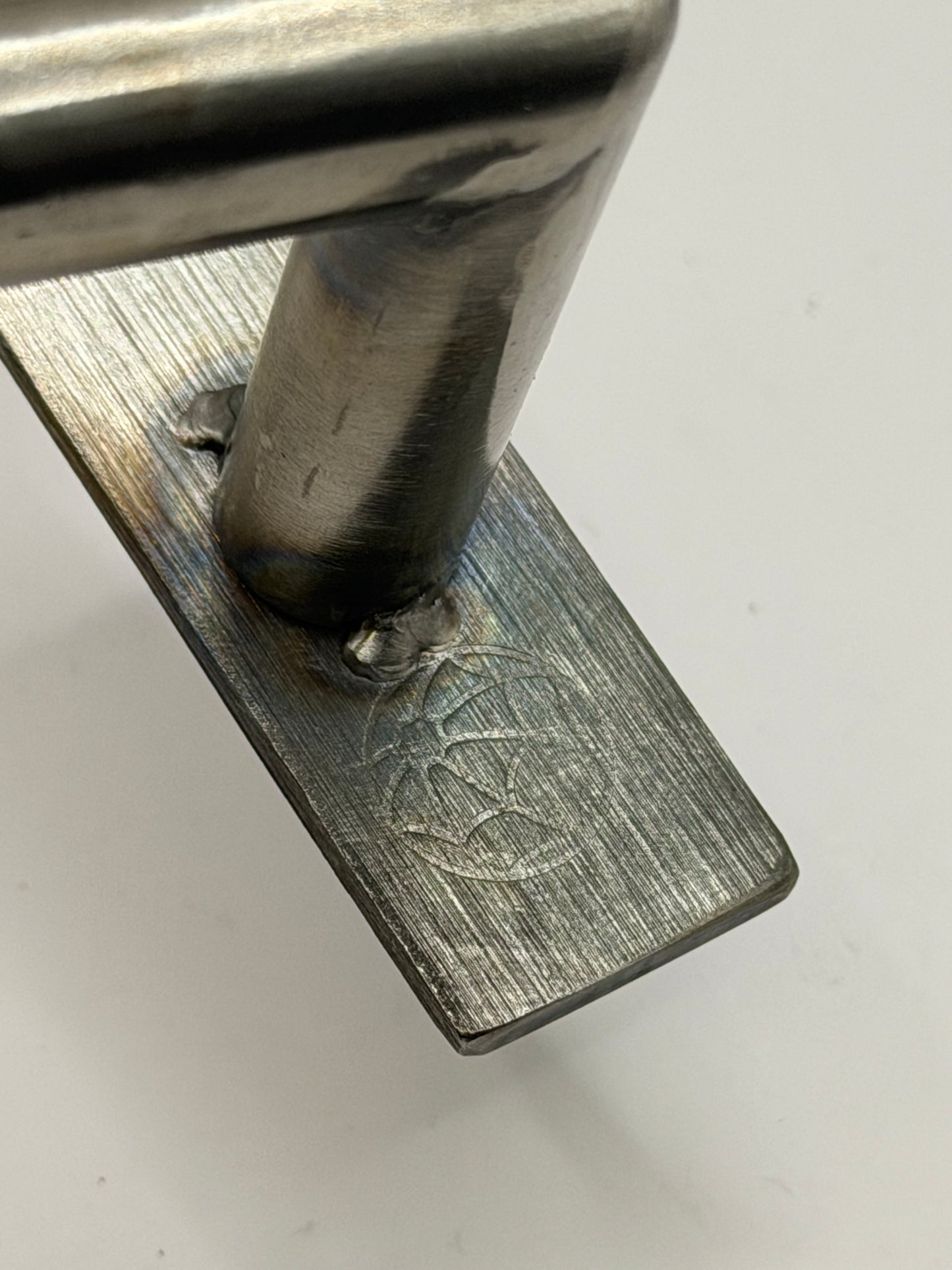 Stain less kink Rail