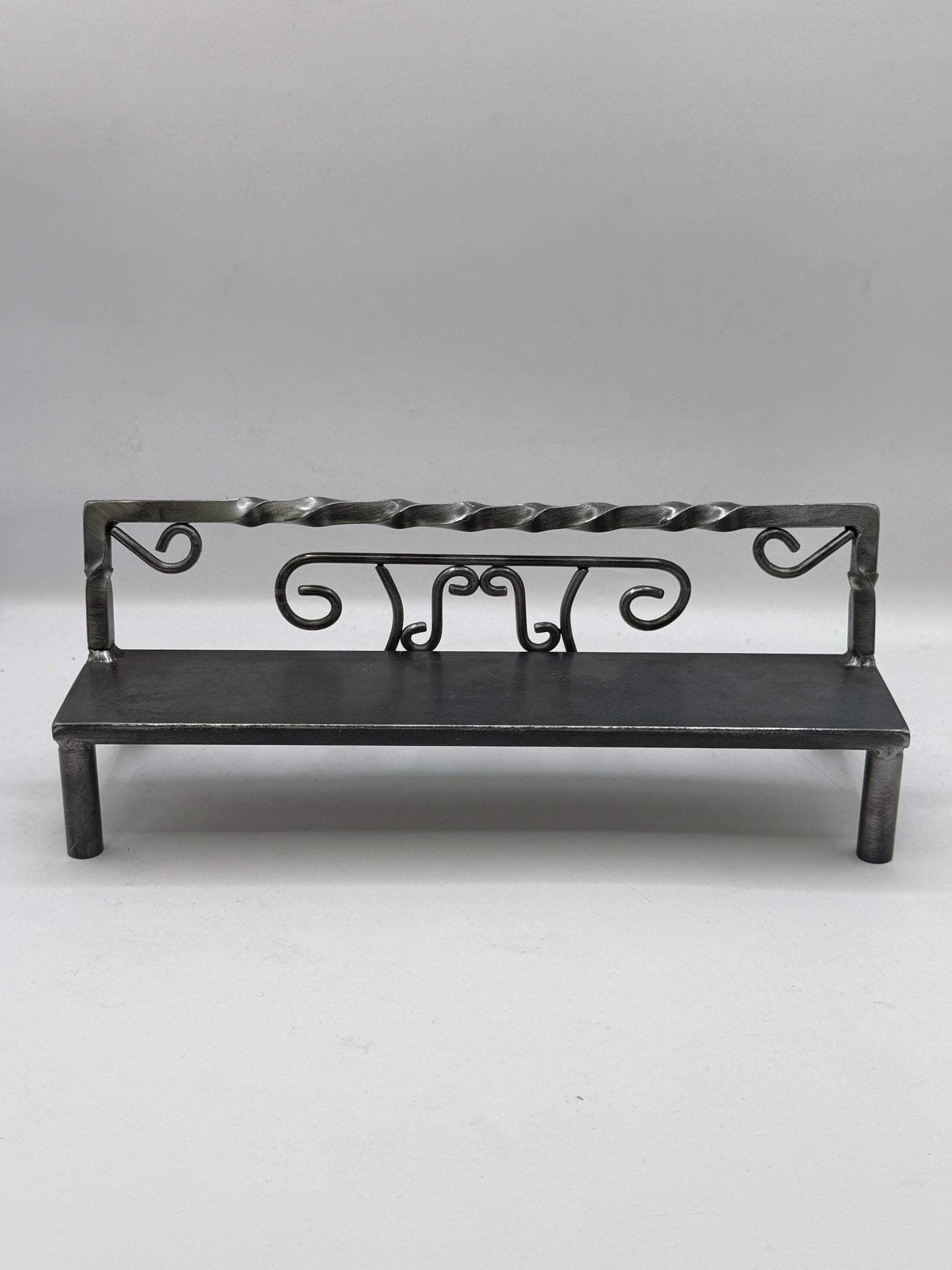 Twisted Top rail bench 1 of 1