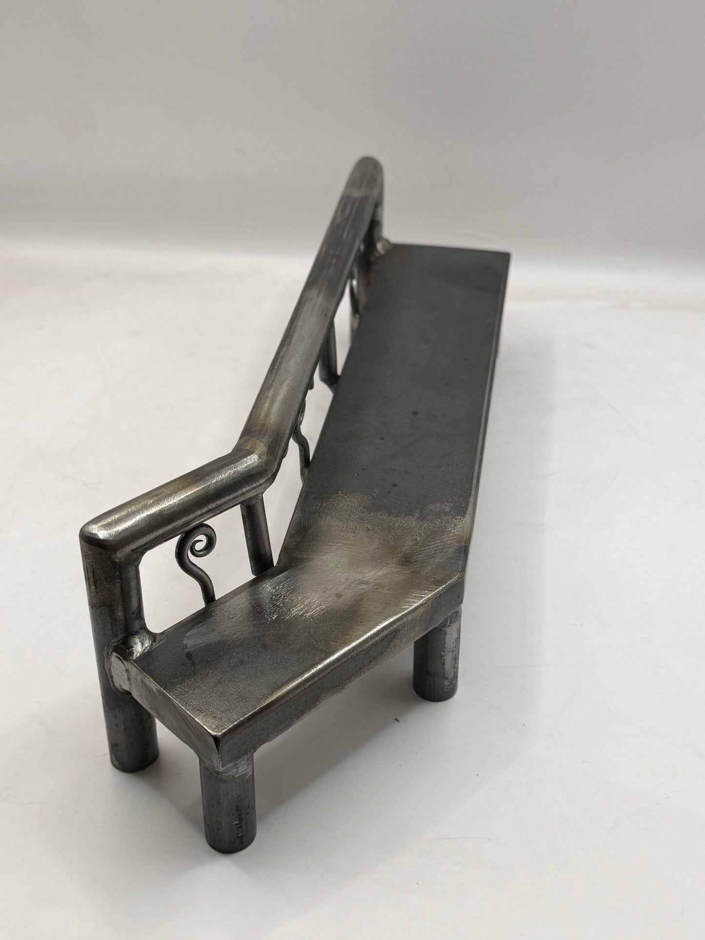 Scrolled kink bench 1 of 1