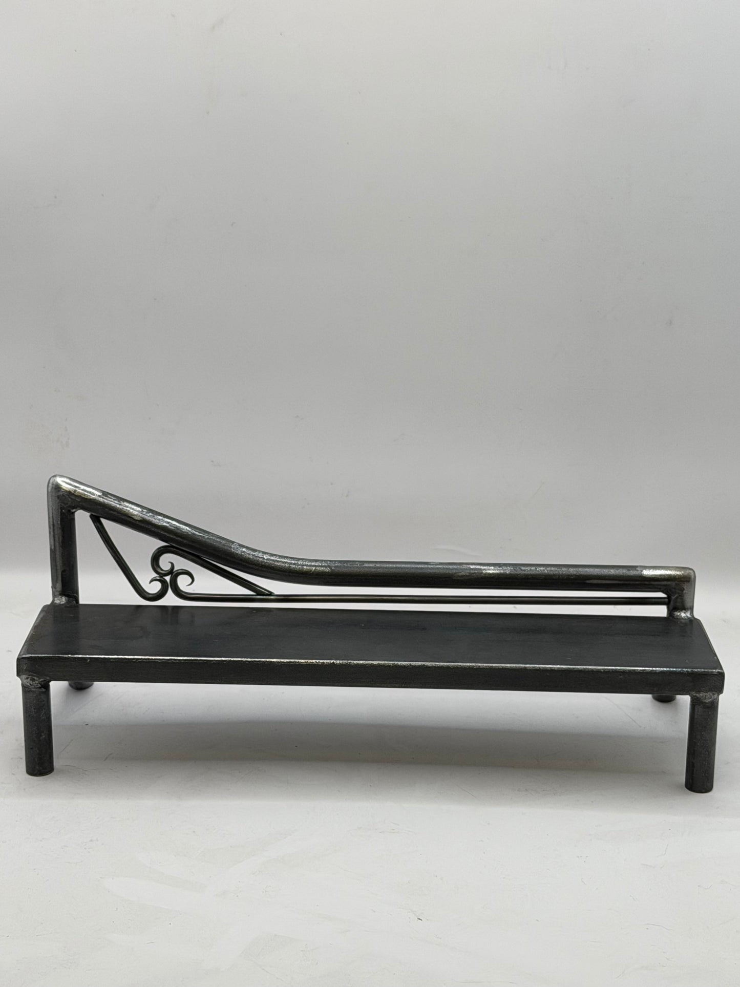Kink top rail scrolled bench 1 of 1