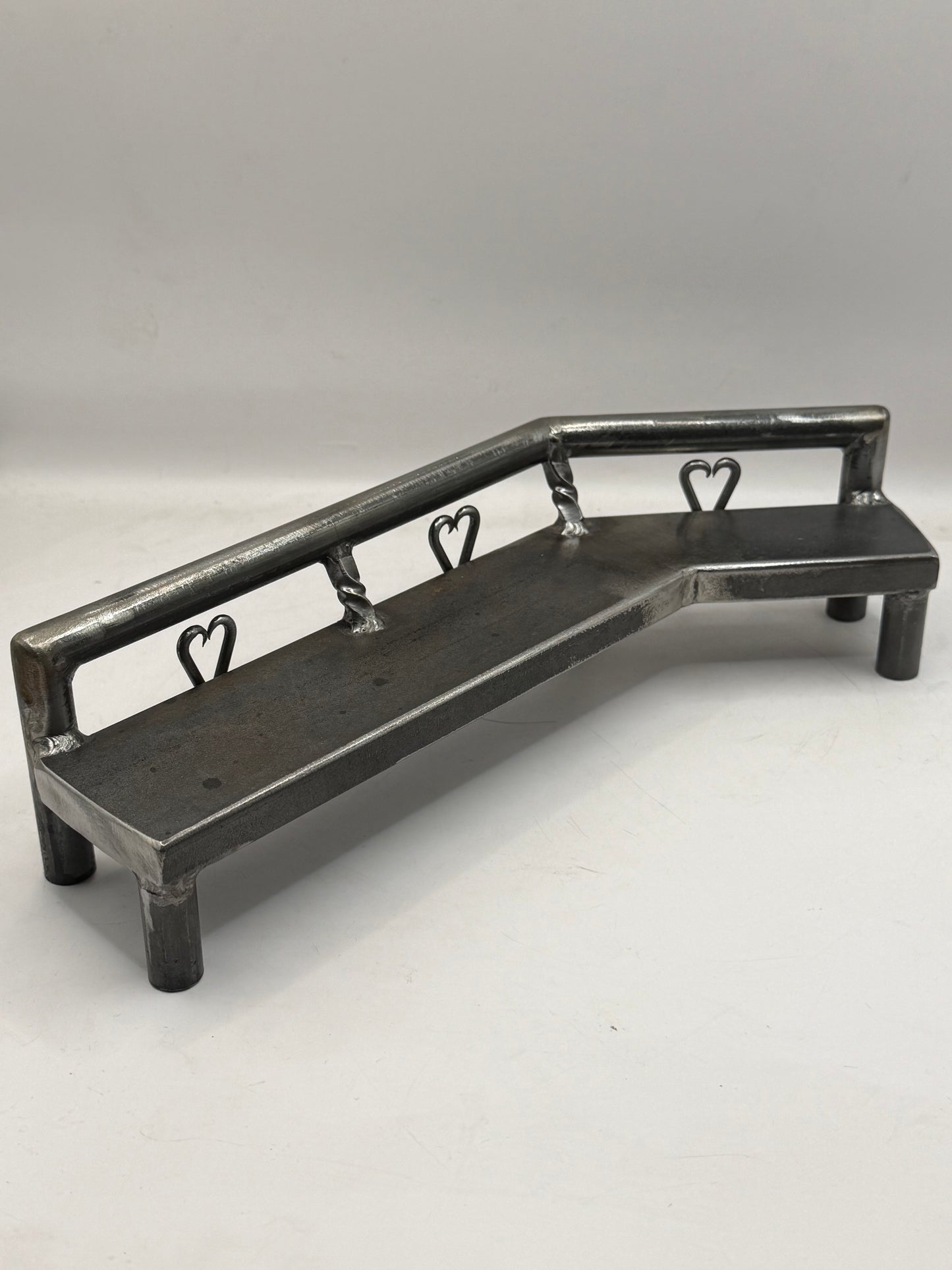 Heart twist kink bench 1 of 1